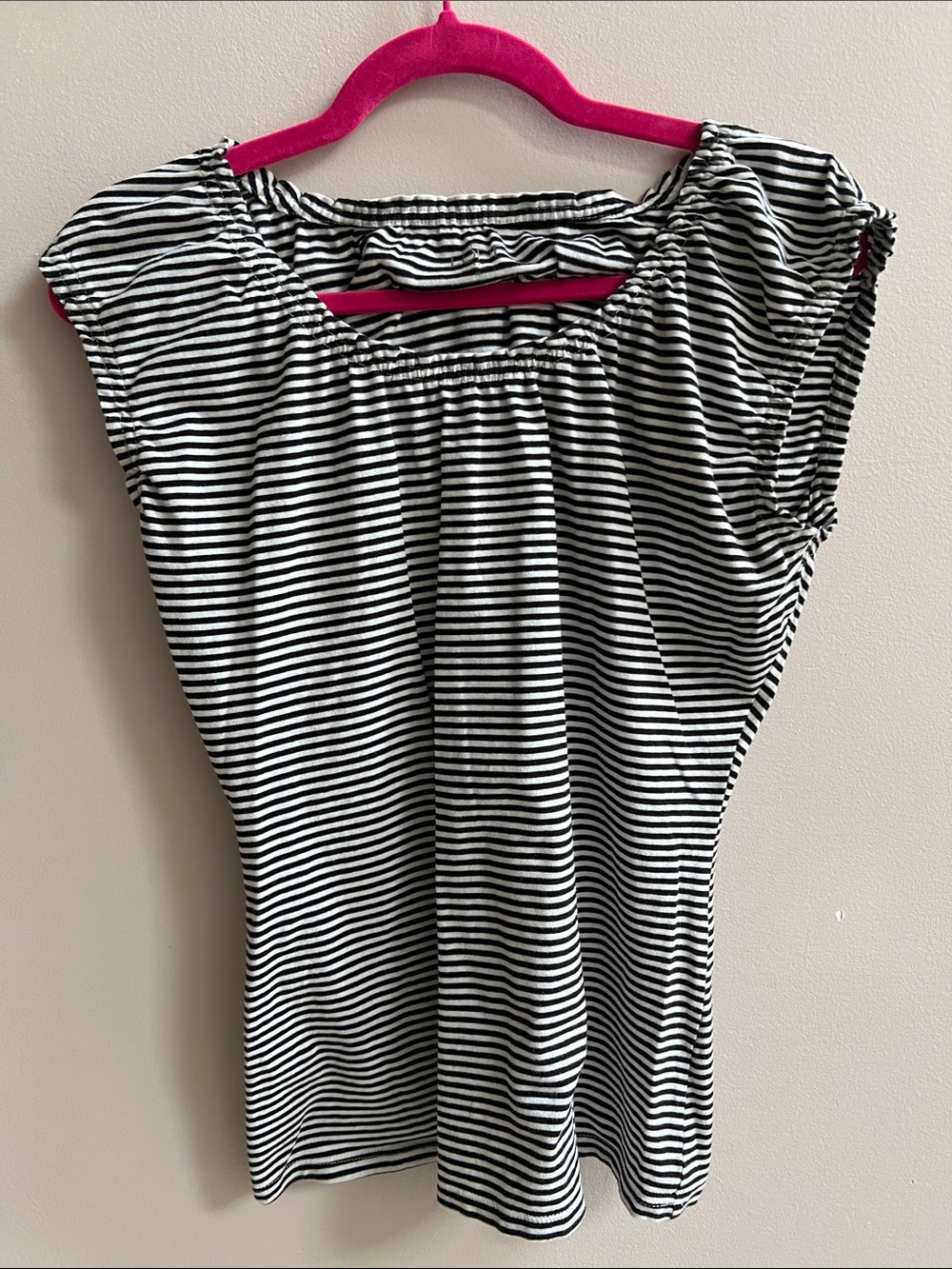 LOFT Black & White Striped Short Sleeve Top With Gathers At Neckline Super Soft